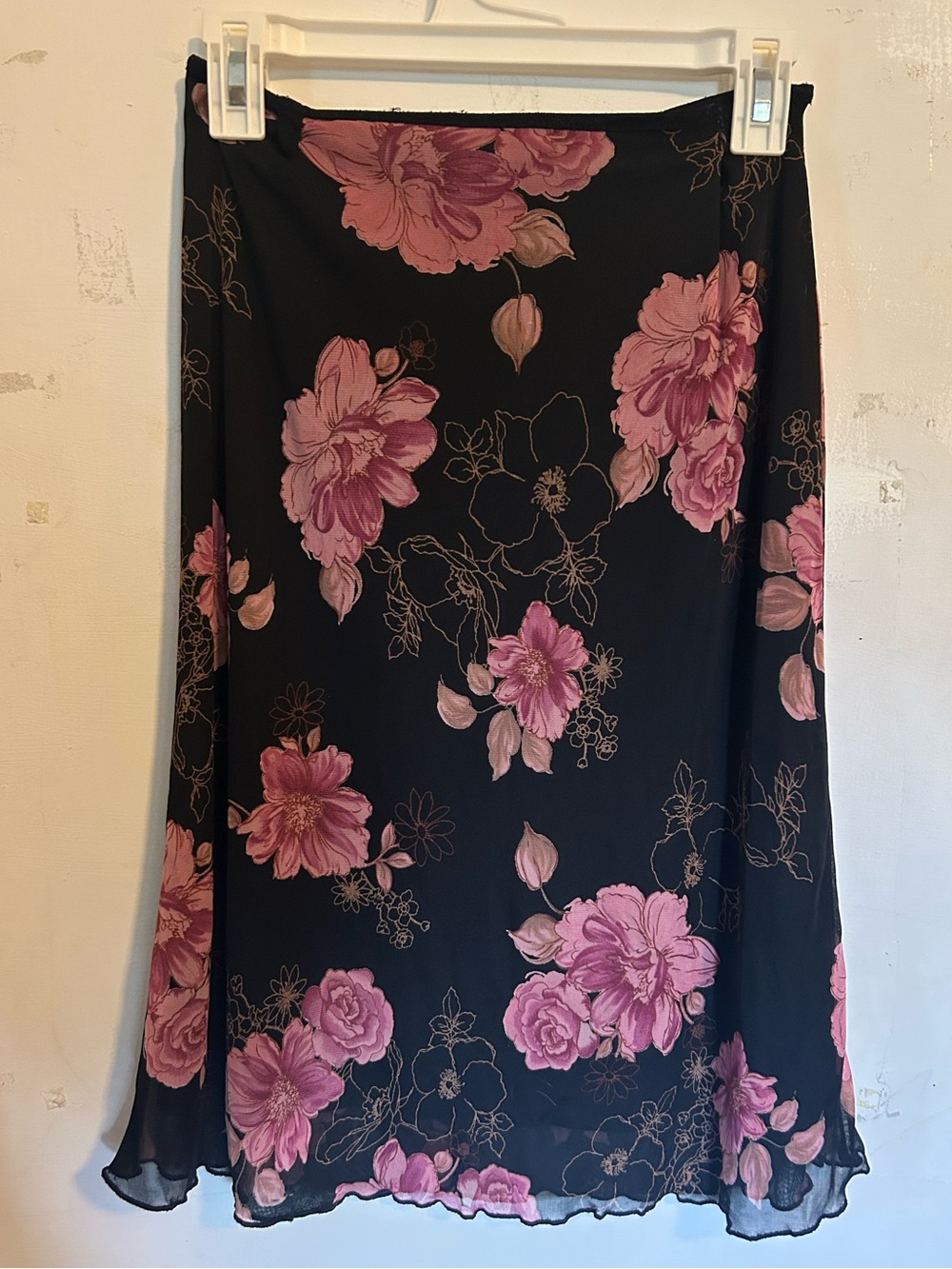 Wrapper pink flower midi skirt